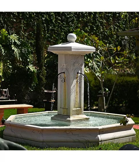 imagem de Fonte Moderna para Lago G 243cm em Mármore - FMP168  Elegância Monumental para Paisagismo