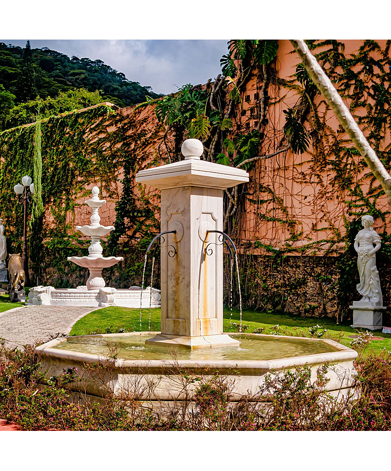 imagem do produto Fonte Moderna para Lago G 243cm em Mármore - FMP168  Elegância Monumental para Paisagismo
