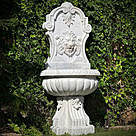 imagem do produto Fonte Nice em Mármore Branco 180cm - FMP372 Sofisticação Escultural para Jardins e Lagos