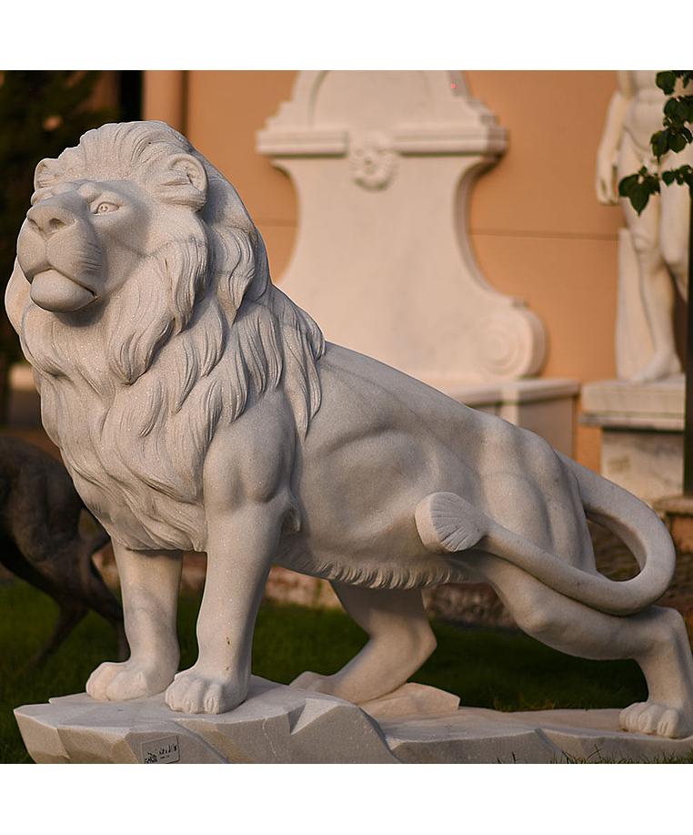 imagem do produto Le�o da Montanha Branco 140cm - EMP270E