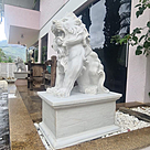 imagem do produto Par de Escultura de Leão Sentado 100cm EML423 Presença Clássica