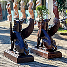 imagem do produto Par de Esculturas Quimera 95cm EF410P Misticismo e Elegância