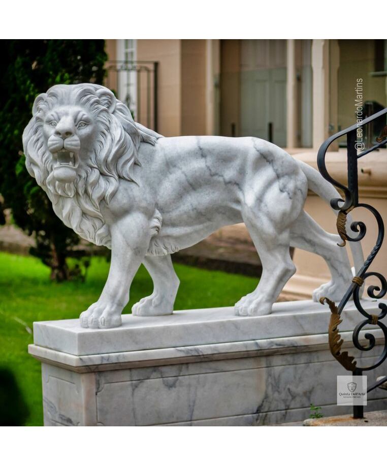 imagem do produto Par de Le�es Andando em M�rmore Branco 145cm - EMP706