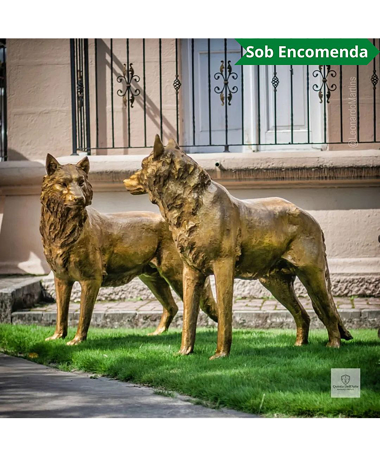 imagem do produto Par de Lobos em Bronze 104cm - EBZ702
