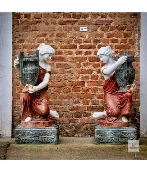 imagem de Par de Ninfas com Cântaro em Mármore 120cm - EMP498 Graça e Elegância Clássica