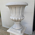 imagem do produto Par Vaso de Mármore com Base 105cm - VMP132 Destaque no Paisagismo