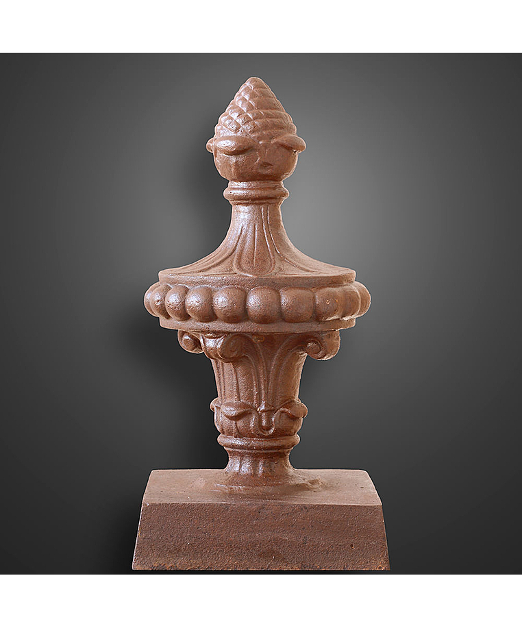 imagem do produto Pinha Decorativa com Base 65cm em Ferro Fundido VRF163 Para Jardins e Projetos Clássicos 