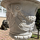 imagem do produto Vaso Louis com Base em Mármore Branco 150cm - VMP137 Presença Nobre