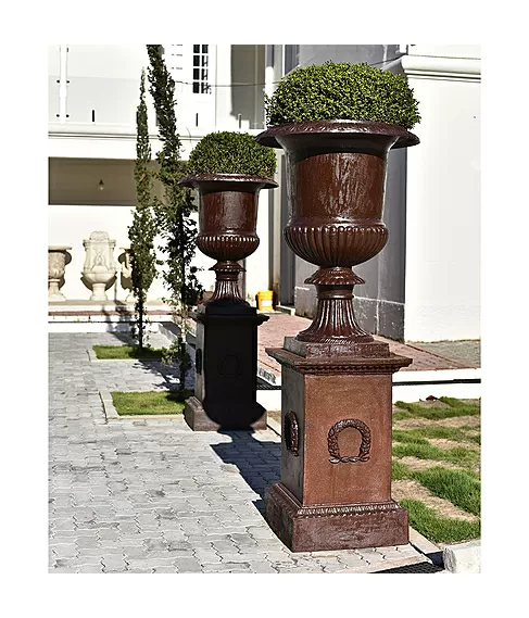 imagem de Vaso Romano Liso GG 115cm Ferro Fundido VF128 Elegância Clássica Monumental