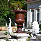 imagem do produto Vaso Romano Liso GG 115cm Ferro Fundido VF128 Elegância Clássica Monumental